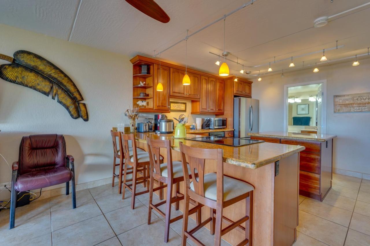 Kona Pacific Top Floor Retreat Ocean View And Pool! 카일루아 코나 외부 사진