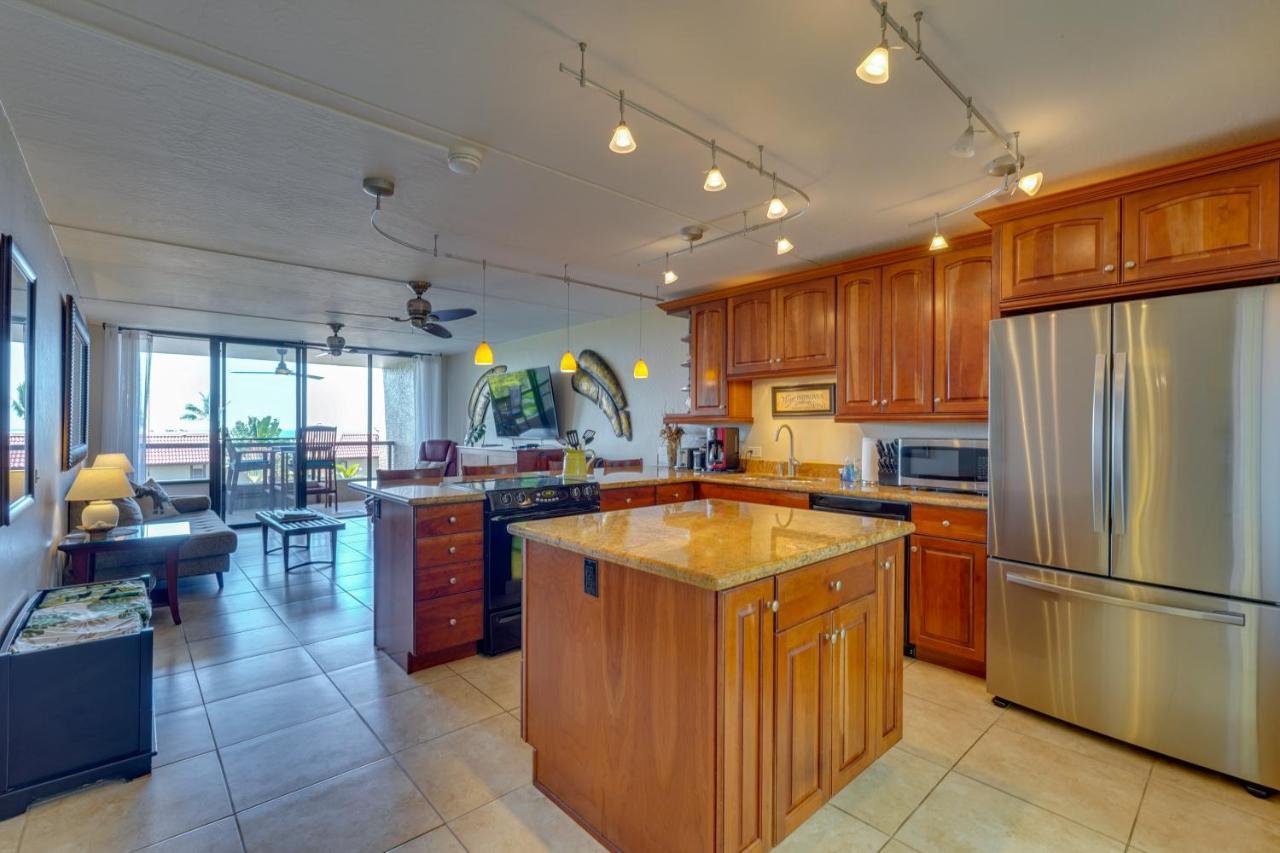 Kona Pacific Top Floor Retreat Ocean View And Pool! 카일루아 코나 외부 사진